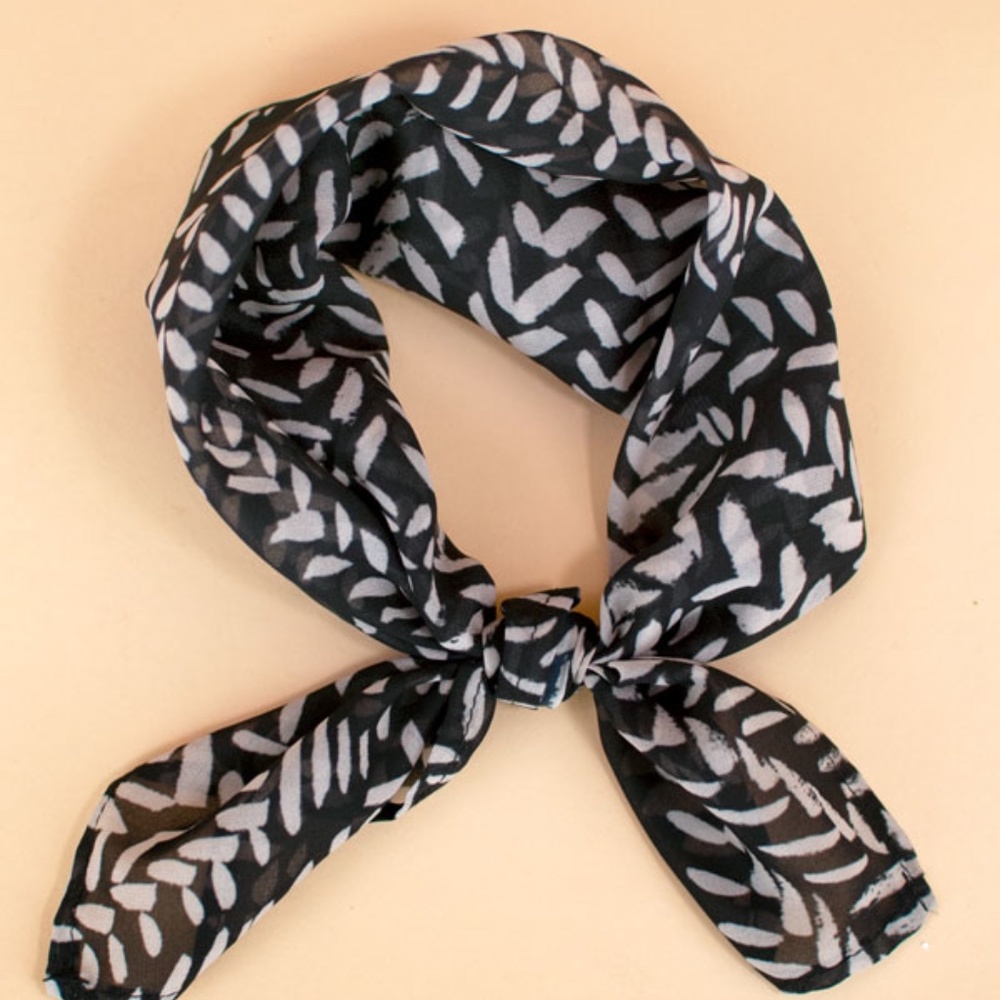 Sseko Designs Chiffon Bandana in Kawa Print, New in Package